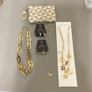 (Bundle #10) Gold Tone Chain Necklace & Charm Jewelry Set with Beige Geo Pouch